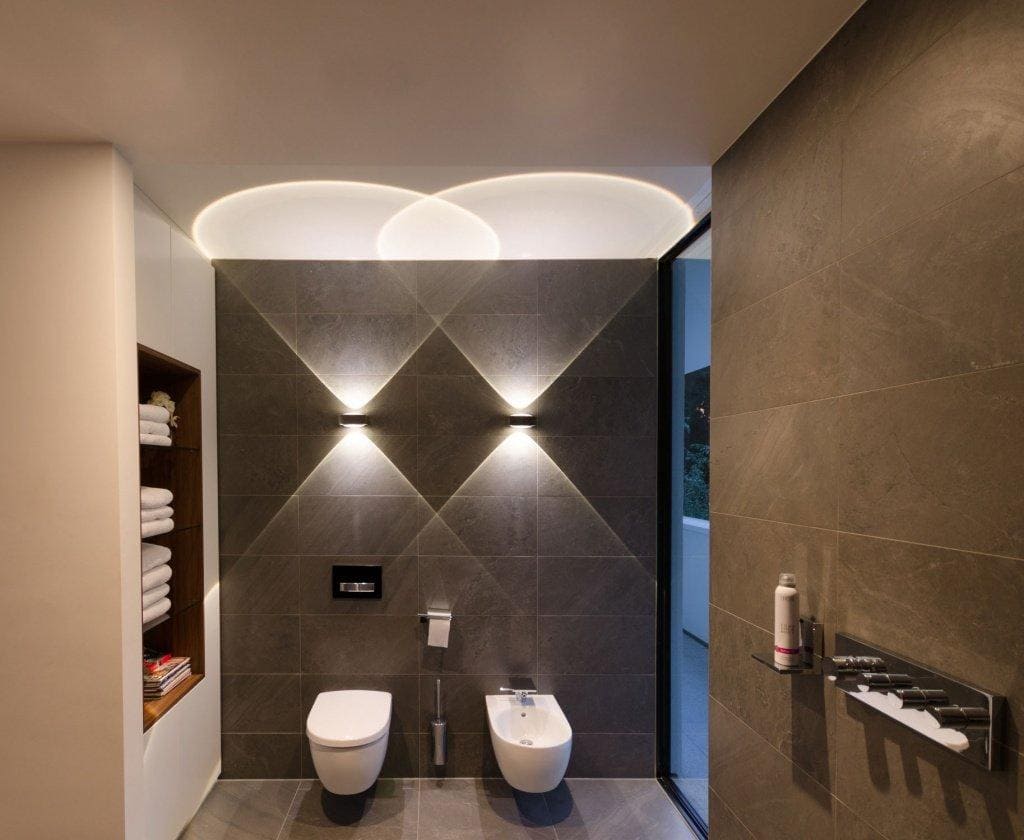 Популярные дизайны туалетных комнат в квартире: выбор материалов и стиля